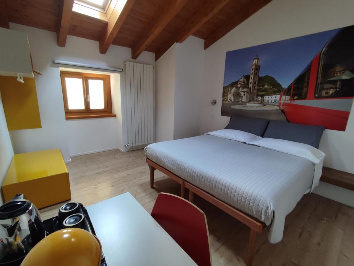 Bed and Breakfast Le Stanze Del Trenino Rosso Tirano Zewnętrze zdjęcie