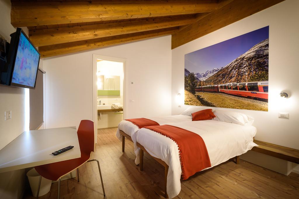 Bed and Breakfast Le Stanze Del Trenino Rosso Tirano Zewnętrze zdjęcie